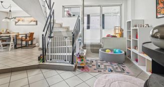 von_poll_real_estate_property_24171197a_image_1