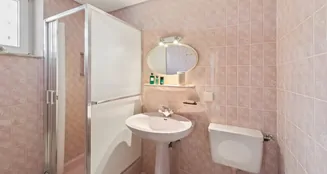 von_poll_real_estate_property_25171226RS_image_17