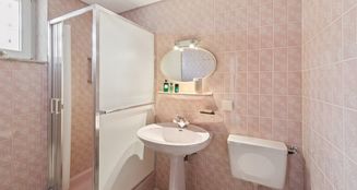 von_poll_real_estate_property_25171226_image_16