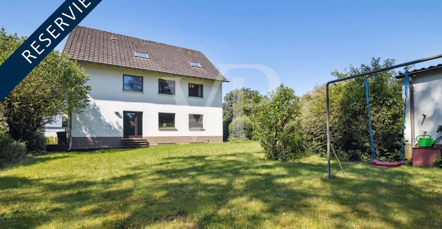 Rückansicht 2-3 Familienhaus