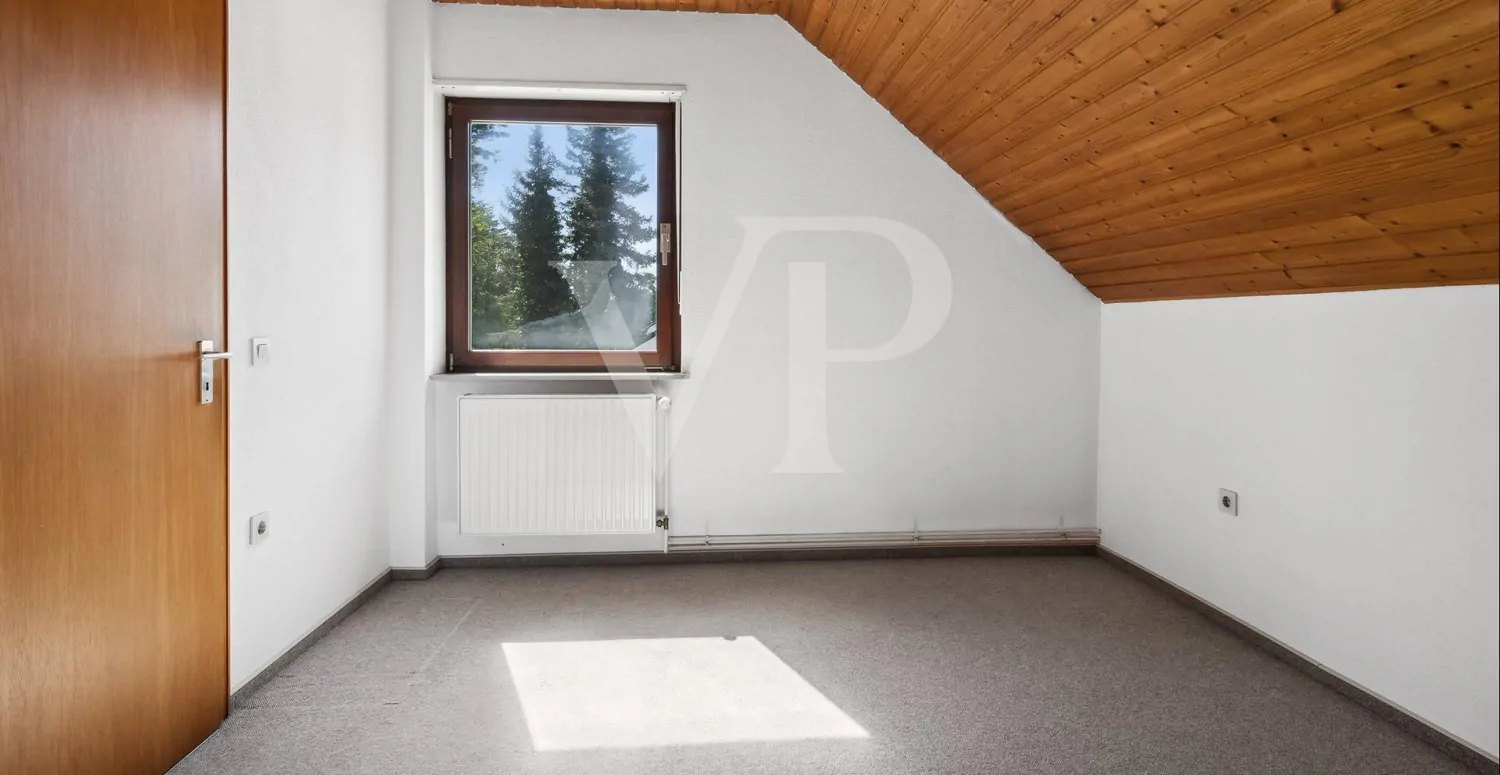 Schlafzimmer mit Abstellkammer