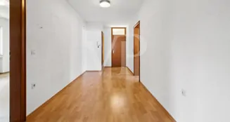 von_poll_real_estate_property_24171196M_image_14