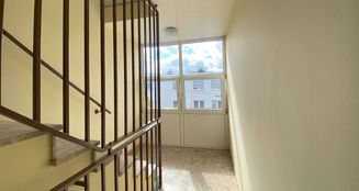 von_poll_real_estate_property_24171198V_image_1