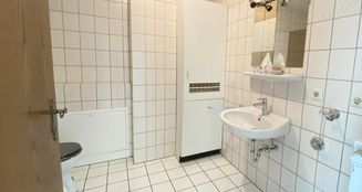 von_poll_real_estate_property_24171198V_image_15