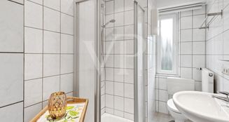 von_poll_real_estate_property_24171203V_image_16