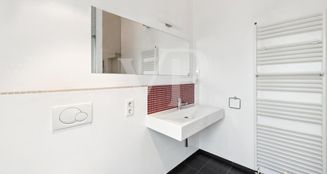 von_poll_real_estate_property_24171203V_image_12