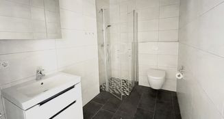 von_poll_real_estate_property_24171204VP_image_8