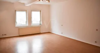 von_poll_real_estate_property_25171234G_image_4