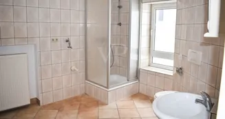 von_poll_real_estate_property_25171234G_image_3