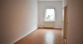 von_poll_real_estate_property_25171234G_image_4