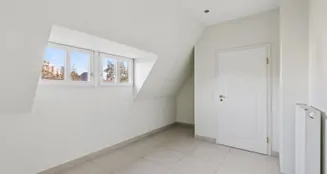 von_poll_real_estate_property_25171215_image_17