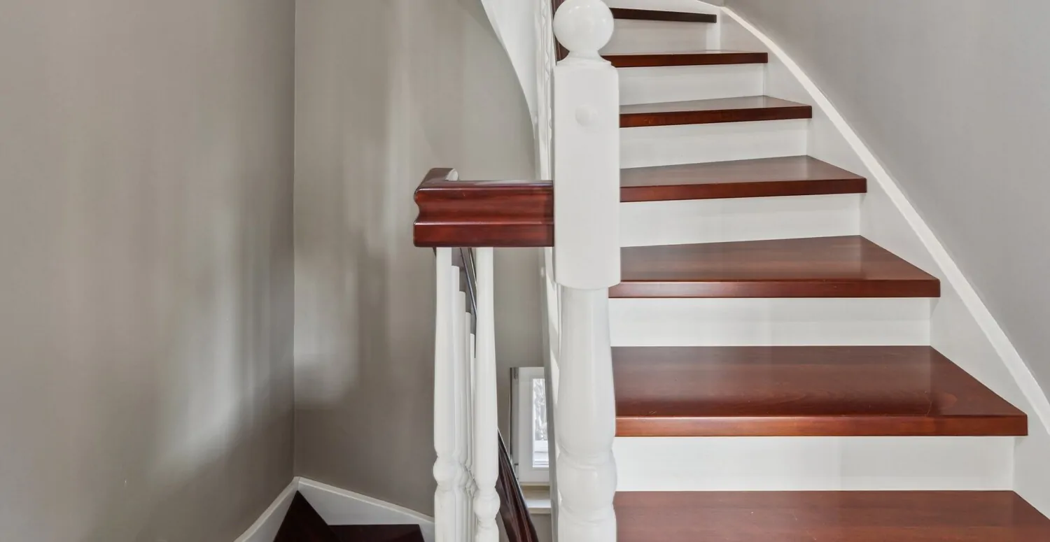 Repräsentative Treppe zu den Obergeschossen