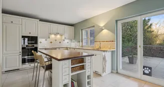 von_poll_real_estate_property_25171215_image_3