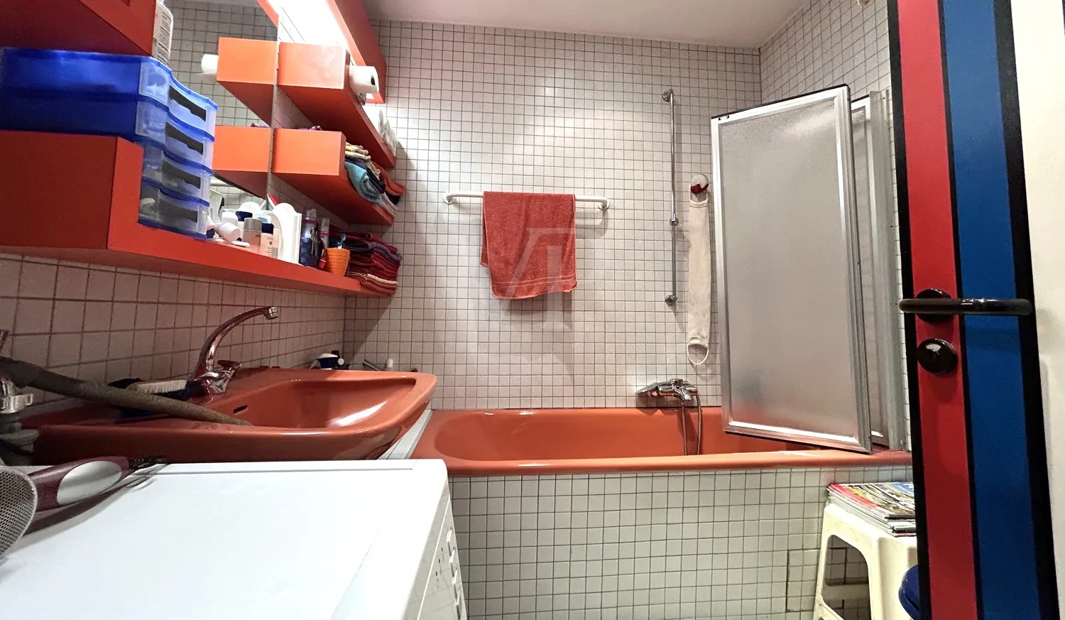 Innenbad mit Duschwanne