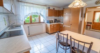 von_poll_real_estate_property_25171219VP_image_2