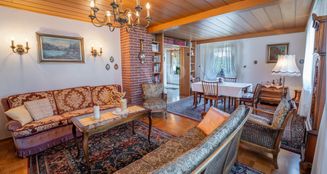 von_poll_real_estate_property_25171219VP_image_3