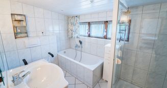 von_poll_real_estate_property_25171219VP_image_11