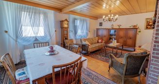 von_poll_real_estate_property_25171219VP_image_4