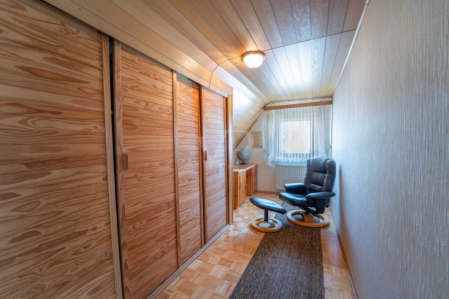 Kinder- oder Arbeitszimmer