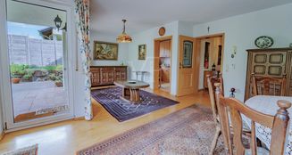 von_poll_real_estate_property_25171218VP_image_4