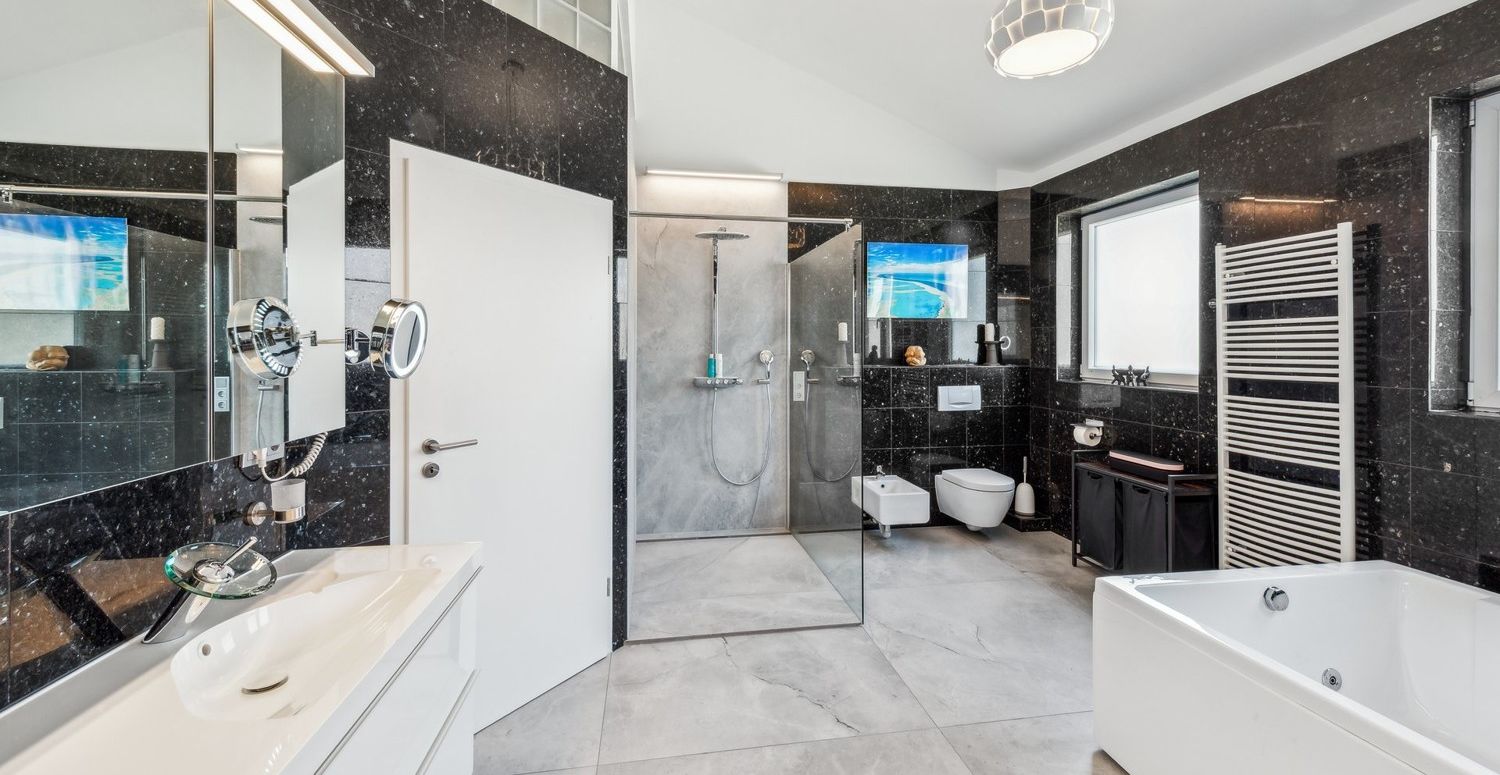 Modernisiertes Bad ensuite