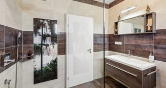 von_poll_real_estate_property_25171223_image_12