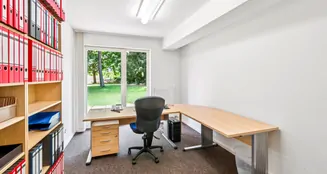 von_poll_real_estate_property_25171221VPG_image_10