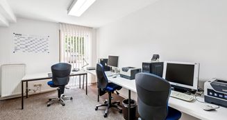 von_poll_real_estate_property_25171221VPG_image_12