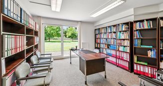 von_poll_real_estate_property_25171222W_image_6