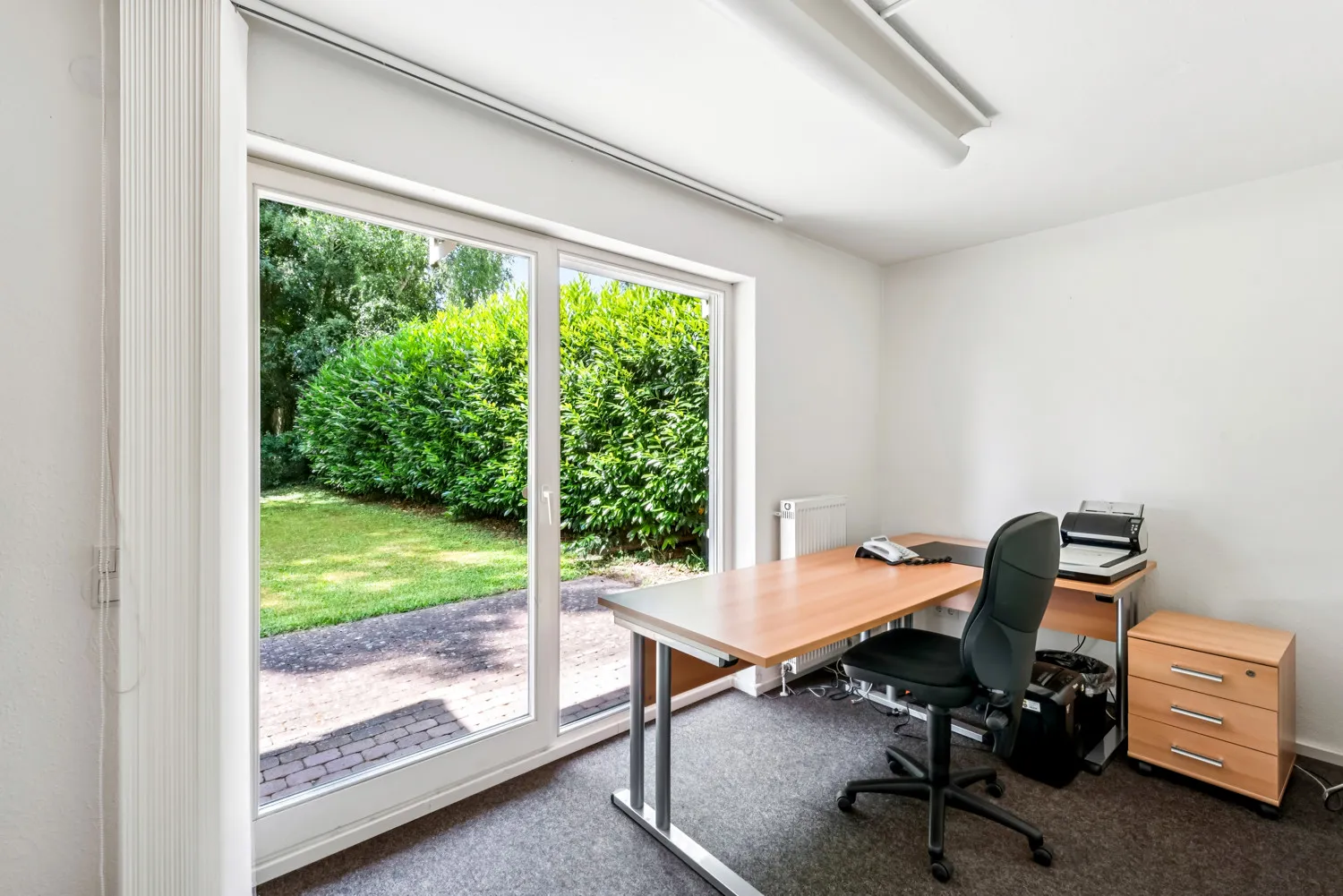 Raum Zugang zum Garten Einheit rechts