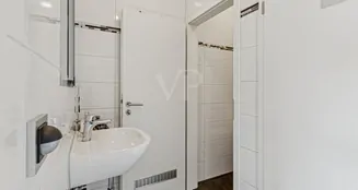 von_poll_real_estate_property_25171228GE_image_8