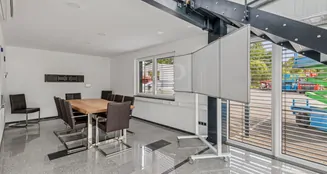 von_poll_real_estate_property_25171228GE_image_7