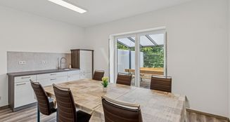 von_poll_real_estate_property_25171228_image_14