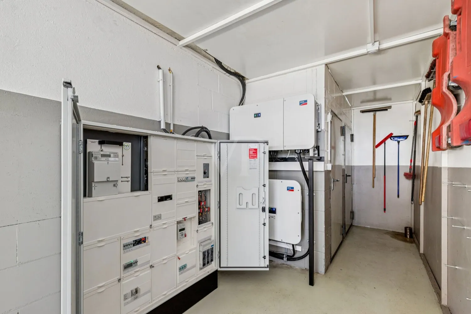 Technik- und Elektrikausstattung