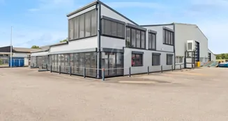 von_poll_real_estate_property_25171228GE_image_0