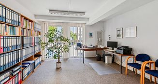 von_poll_real_estate_property_25171222_image_2