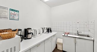 von_poll_real_estate_property_25171222_image_16
