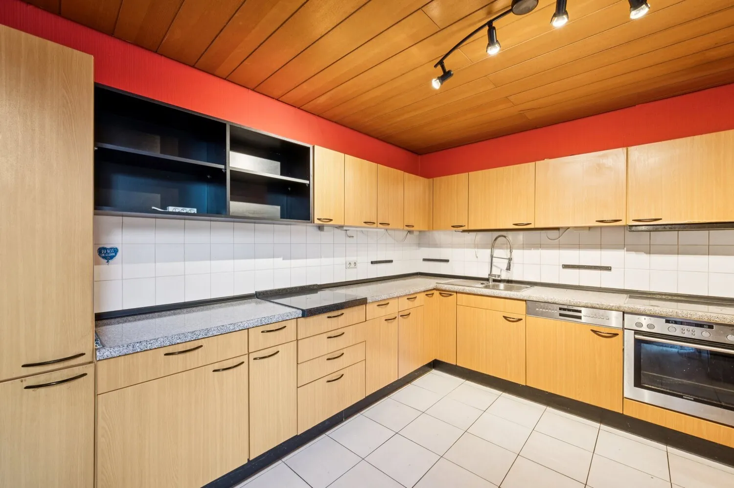 Funktionale Einbauküche Obergeschoss