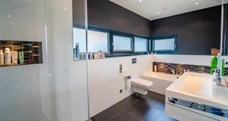 von_poll_real_estate_property_25171233_image_8