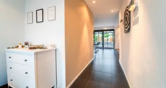 von_poll_real_estate_property_25171233_image_1