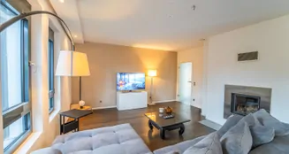 von_poll_real_estate_property_25171233_image_6