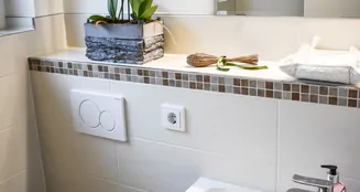 von_poll_real_estate_property_25171235_image_5