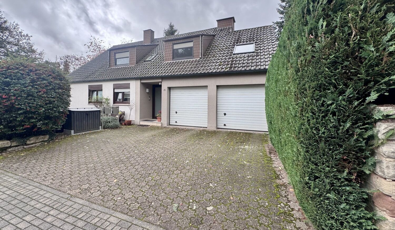 Straßenansicht