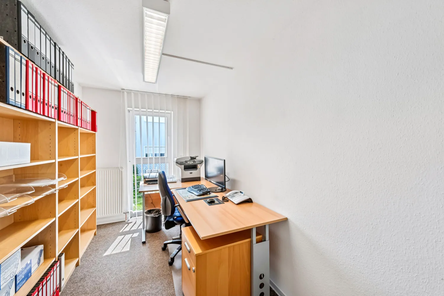 Büro-/Praxisraum seitlich