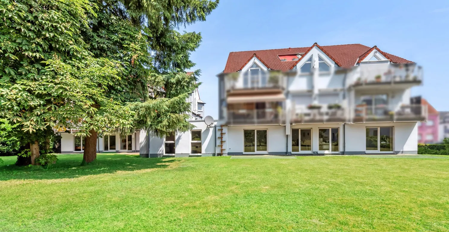 Büro-/Praxisräume mit Zugang in den Garten