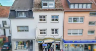 von_poll_real_estate_property_25171236G+W_image_0