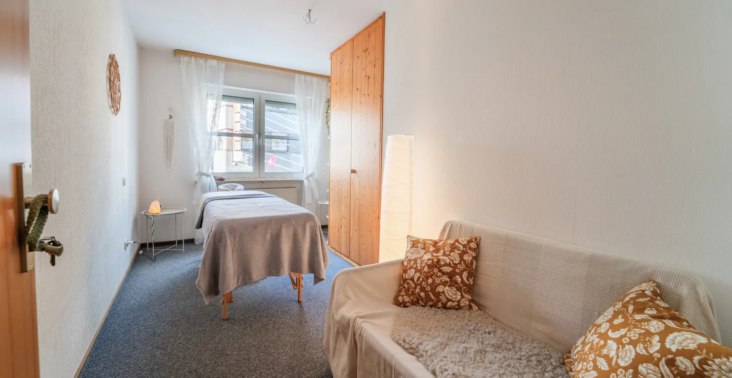 Einzelzimmer der ersten Wohneinheit