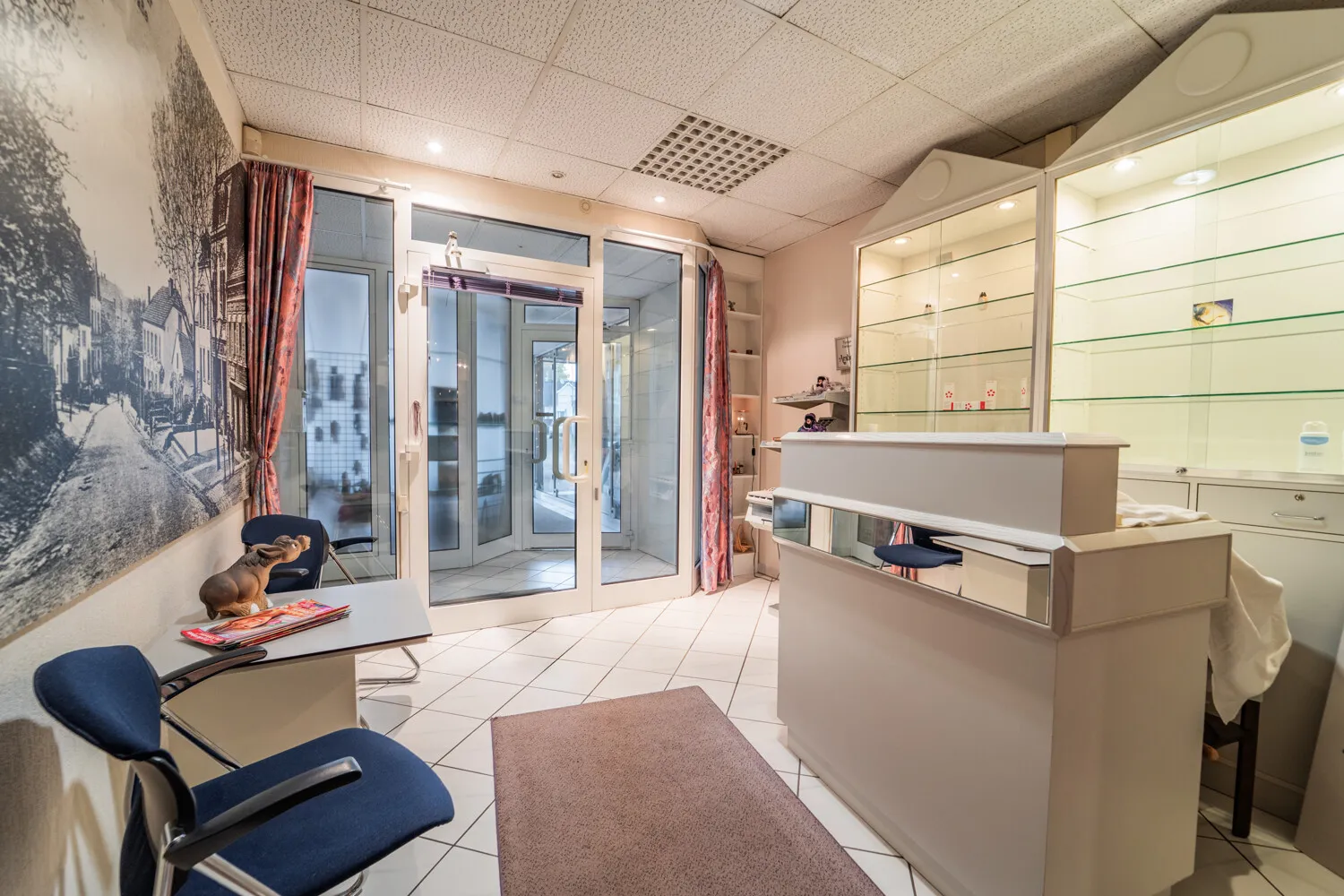 Empfangsbereich der Gewerbeeinheit