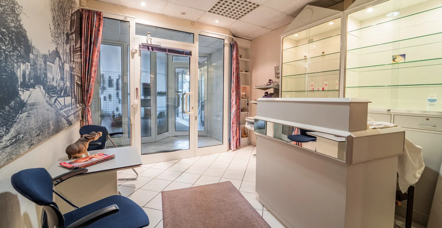 Empfangsbereich der Gewerbeeinheit