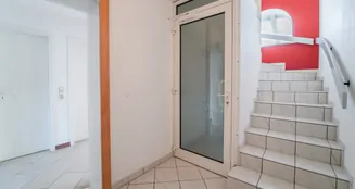 von_poll_real_estate_property_25171236_image_8